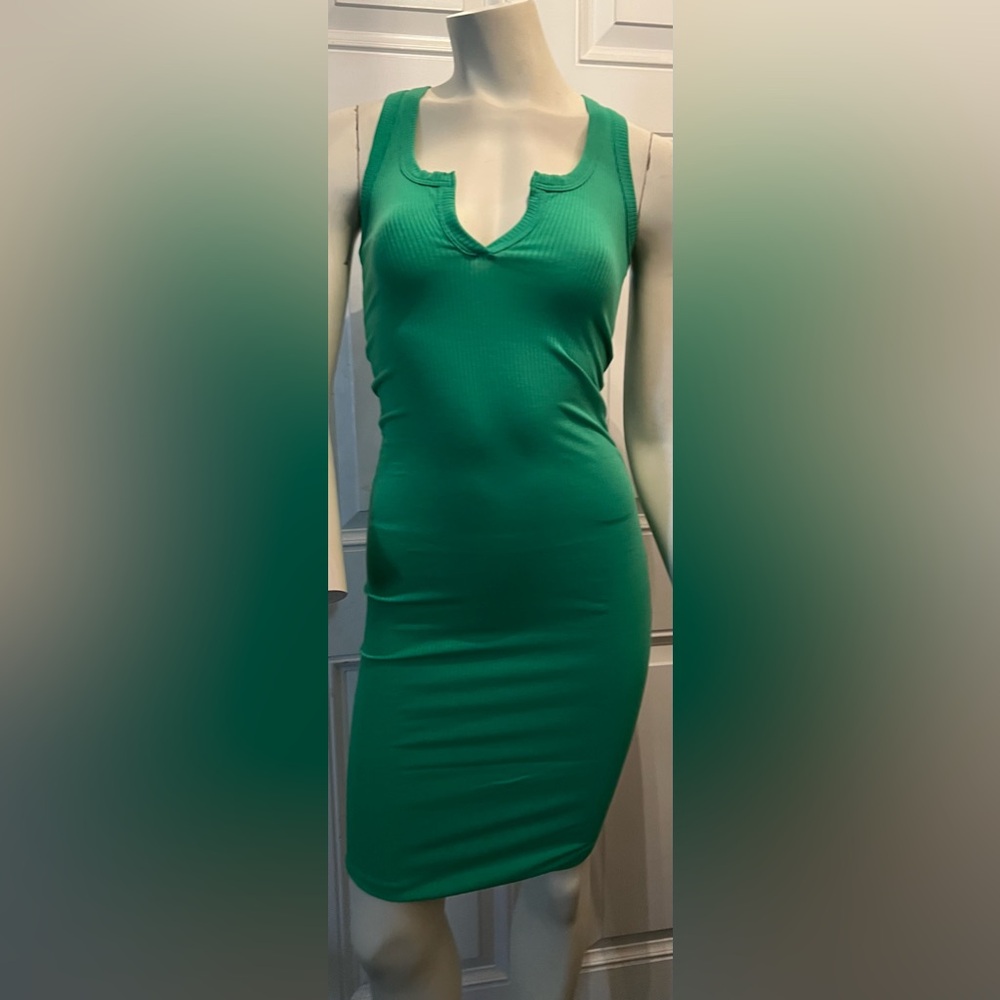 Chic Sleeveless Green Mini Dress